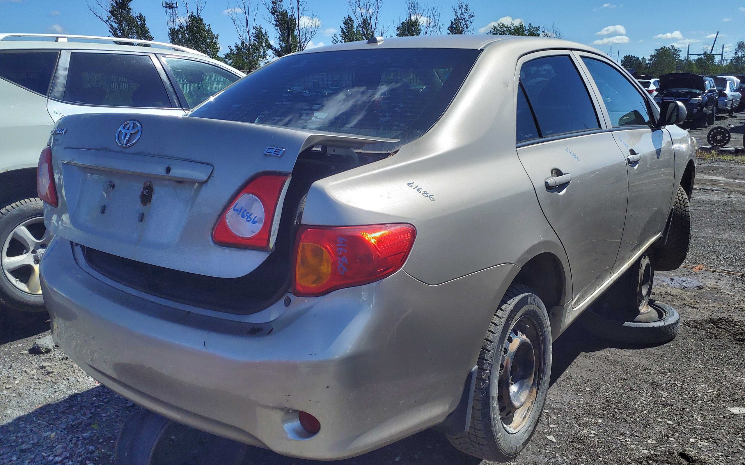TOYOTA COROLLA 2010