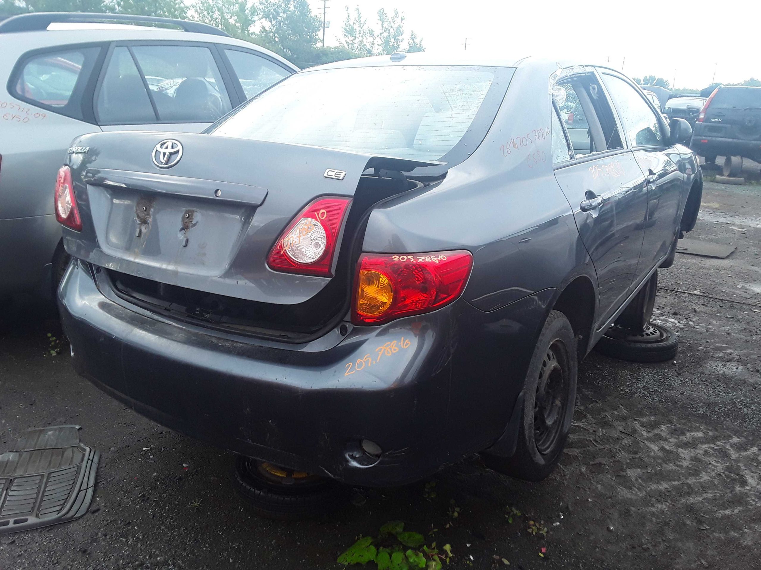 TOYOTA COROLLA 2010