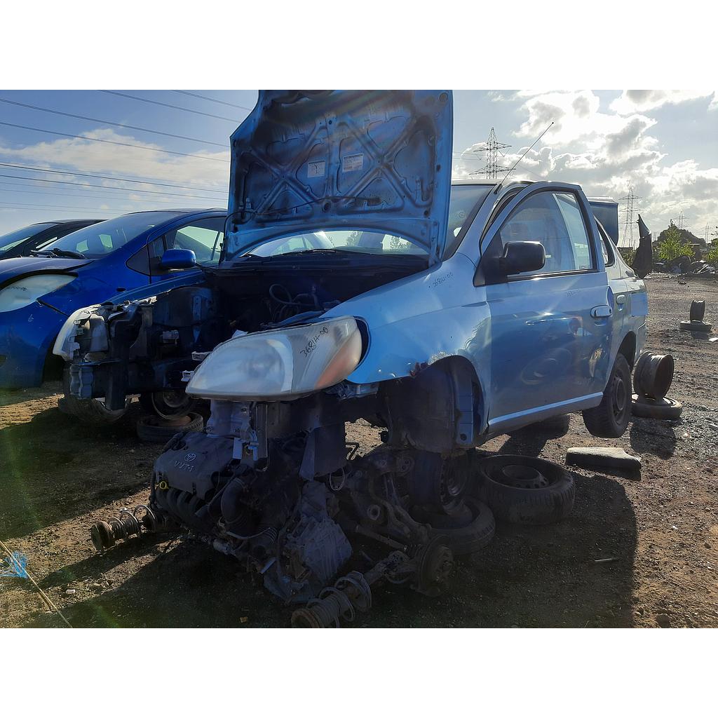 TOYOTA ECHO 2000