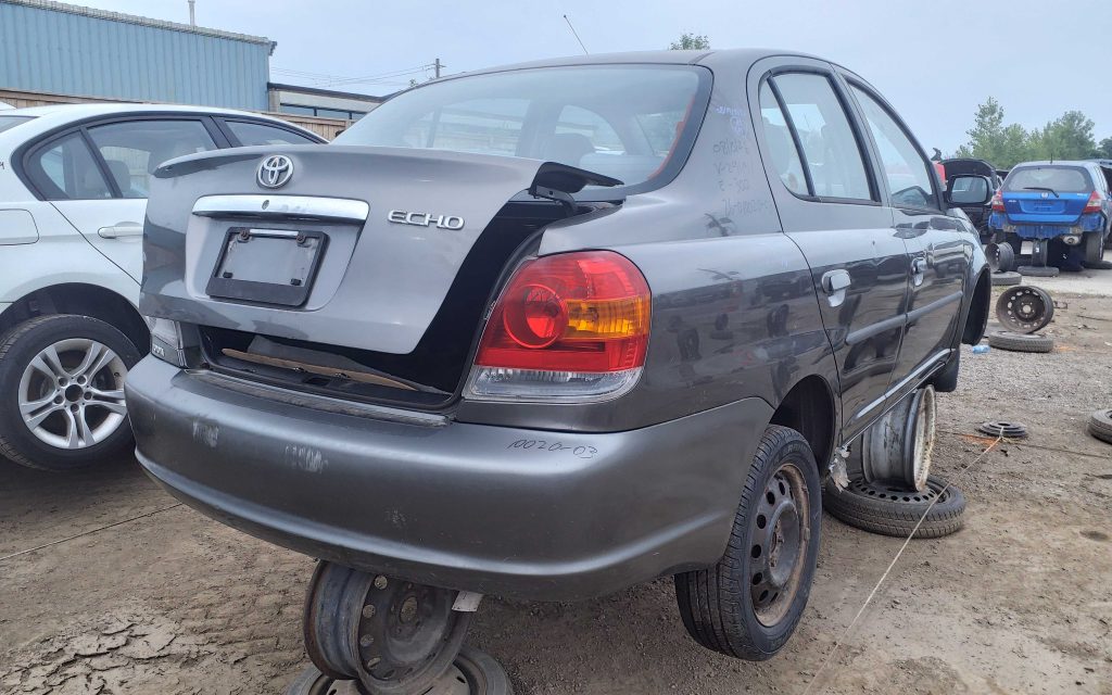 TOYOTA ECHO 2003