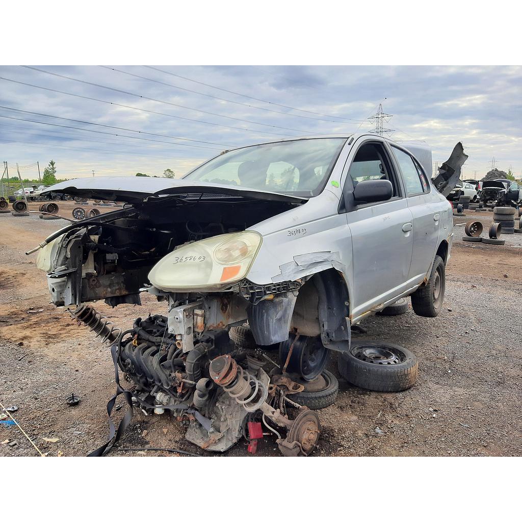 TOYOTA ECHO 2003