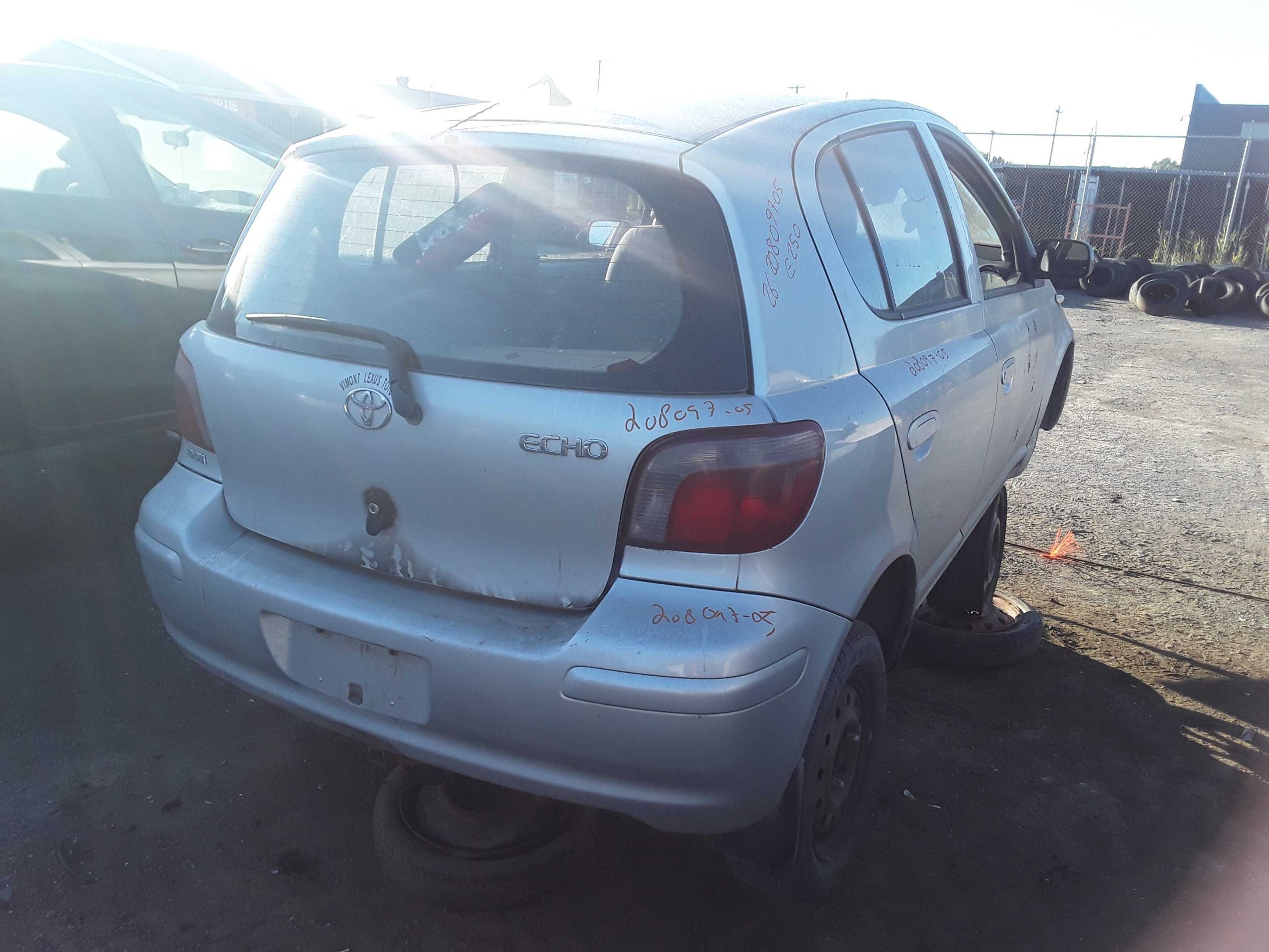 TOYOTA ECHO 2005