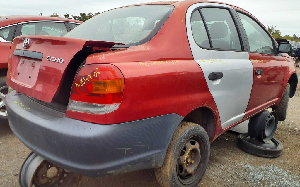 TOYOTA ECHO 2005