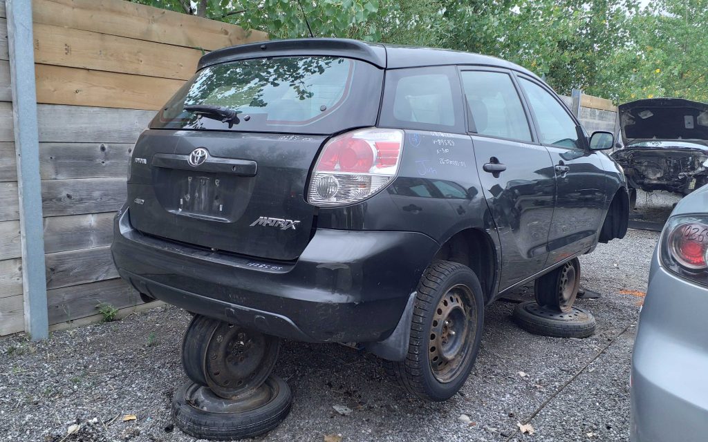 TOYOTA MATRIX 2005