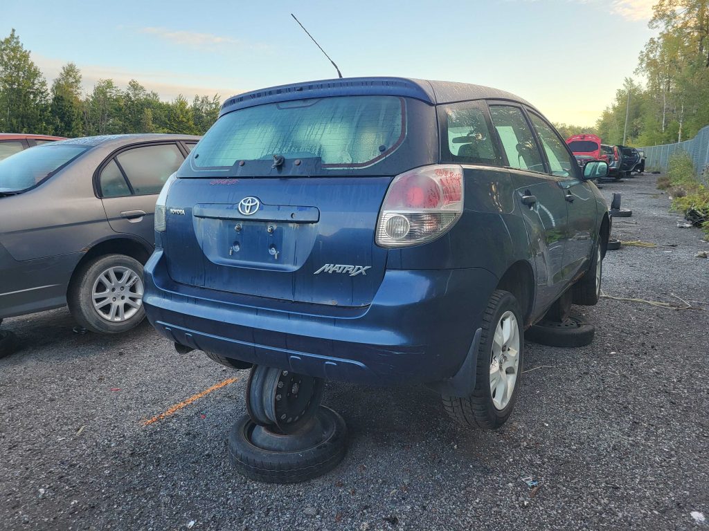 TOYOTA MATRIX 2005