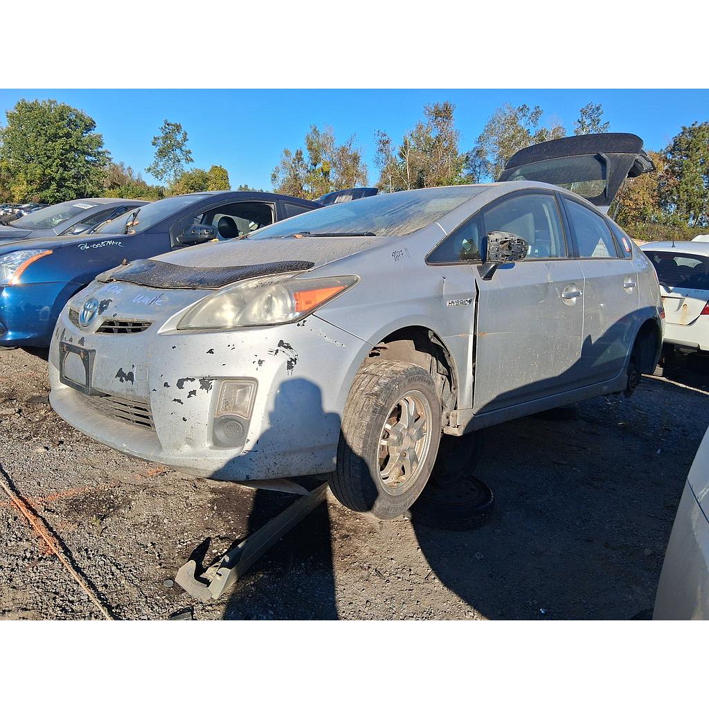 TOYOTA PRIUS 2011