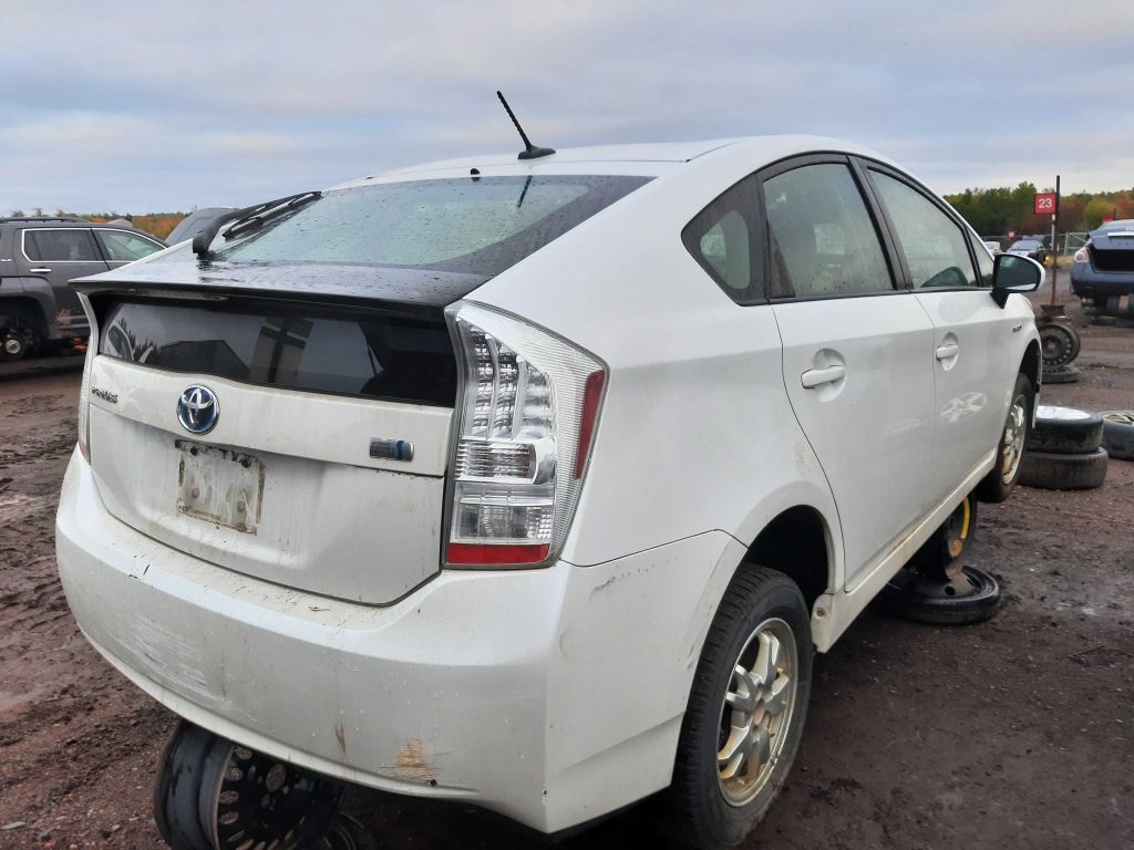 TOYOTA PRIUS 2011