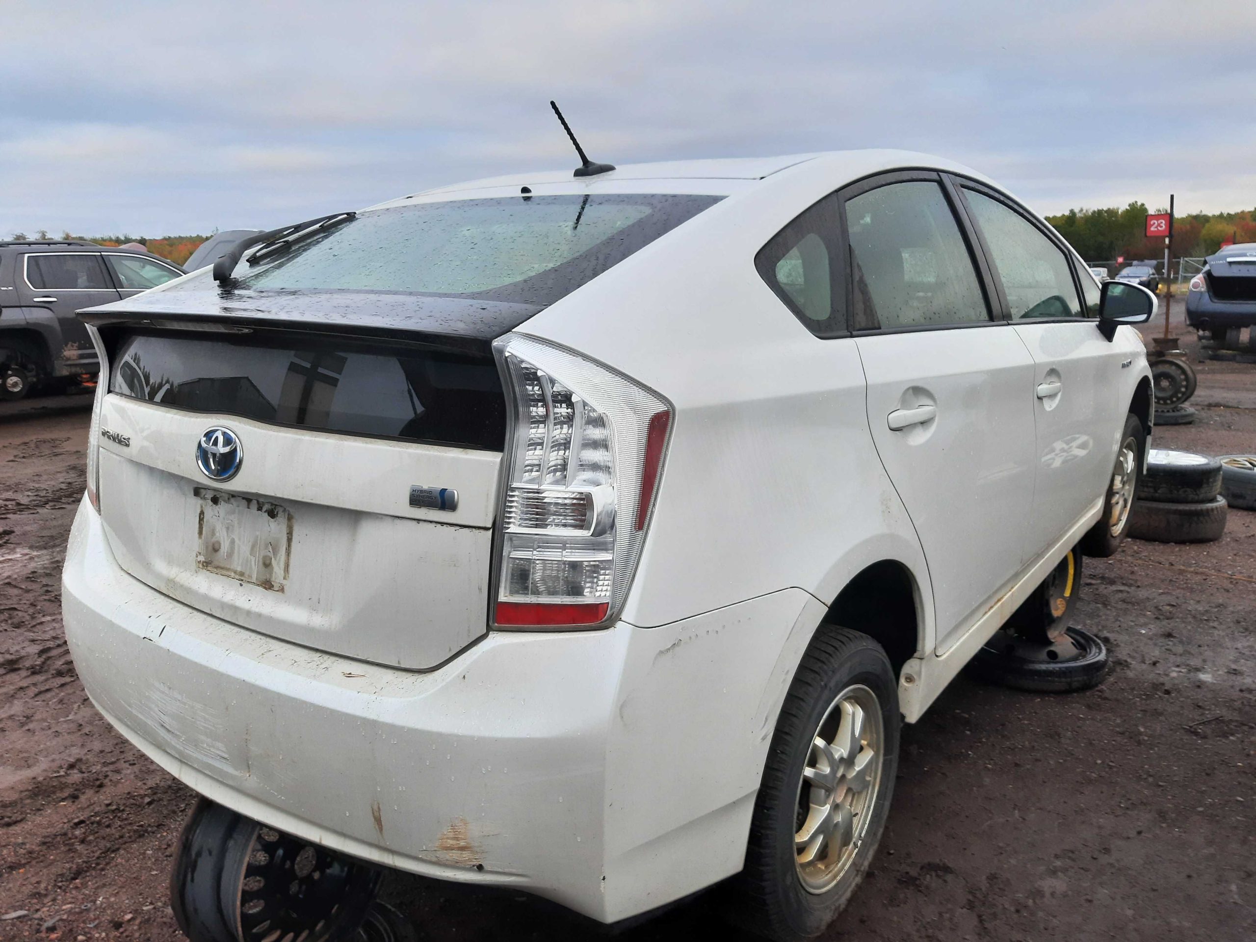 TOYOTA PRIUS 2011