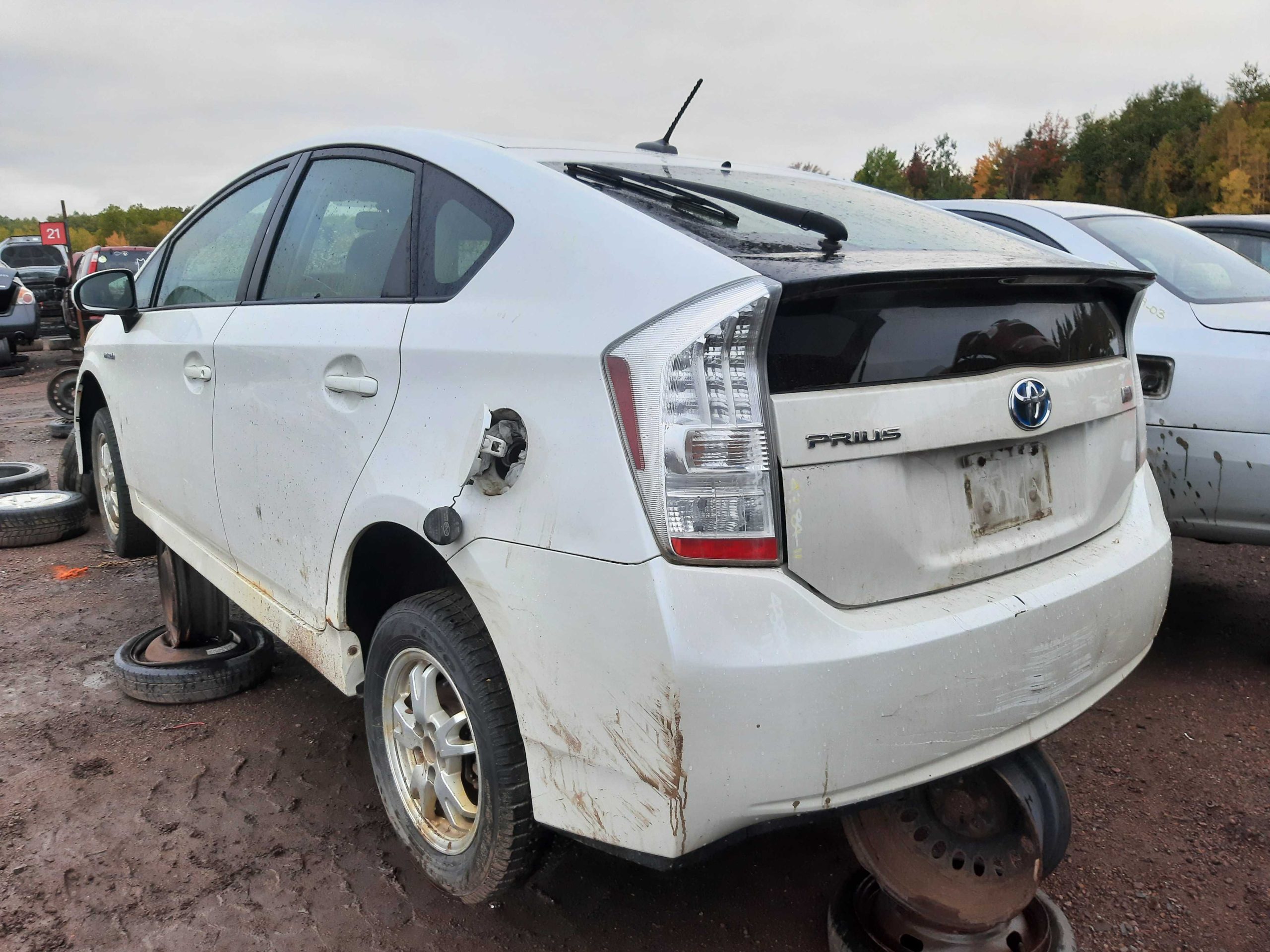 TOYOTA PRIUS 2011