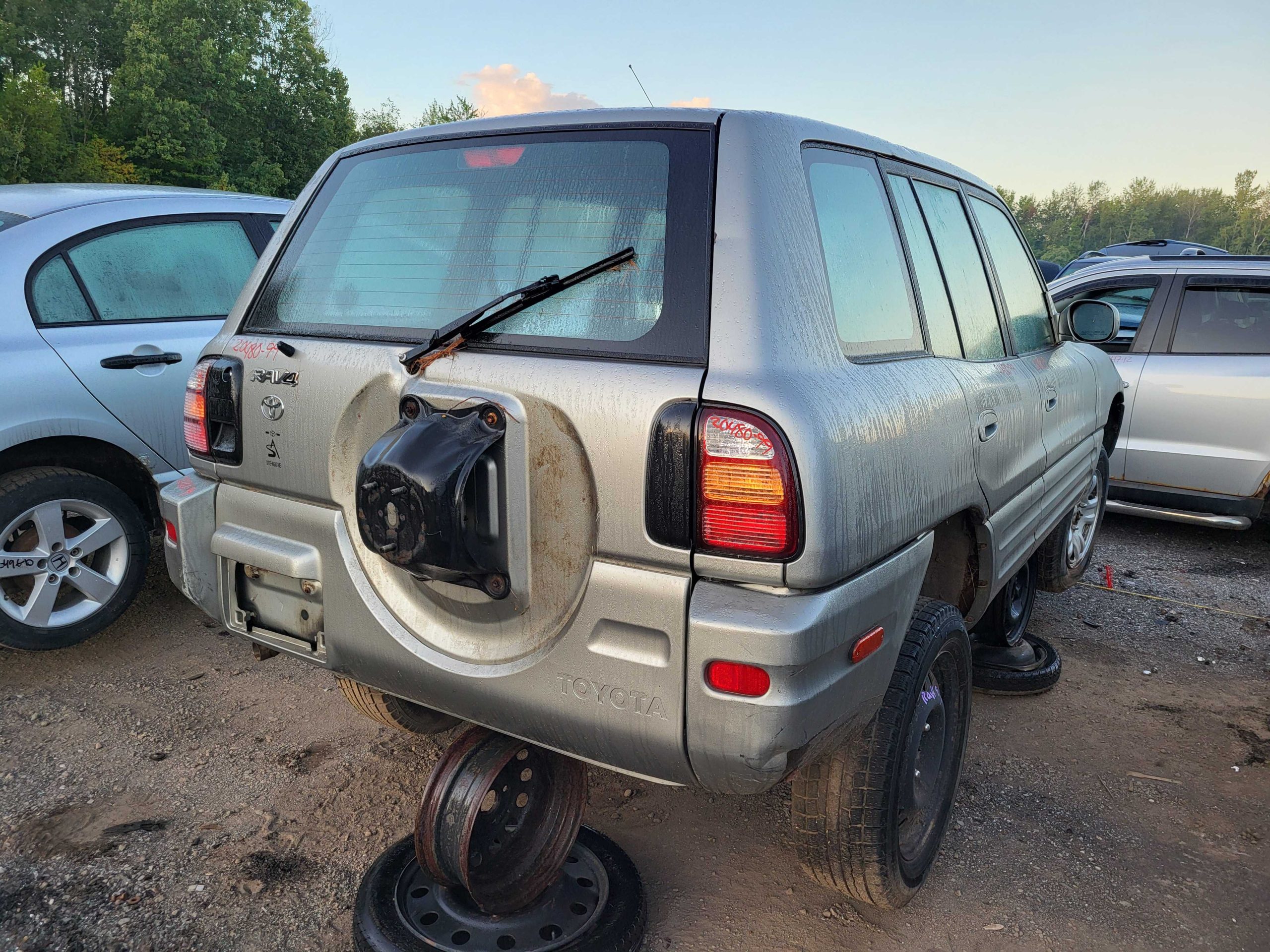 TOYOTA RAV4 1999