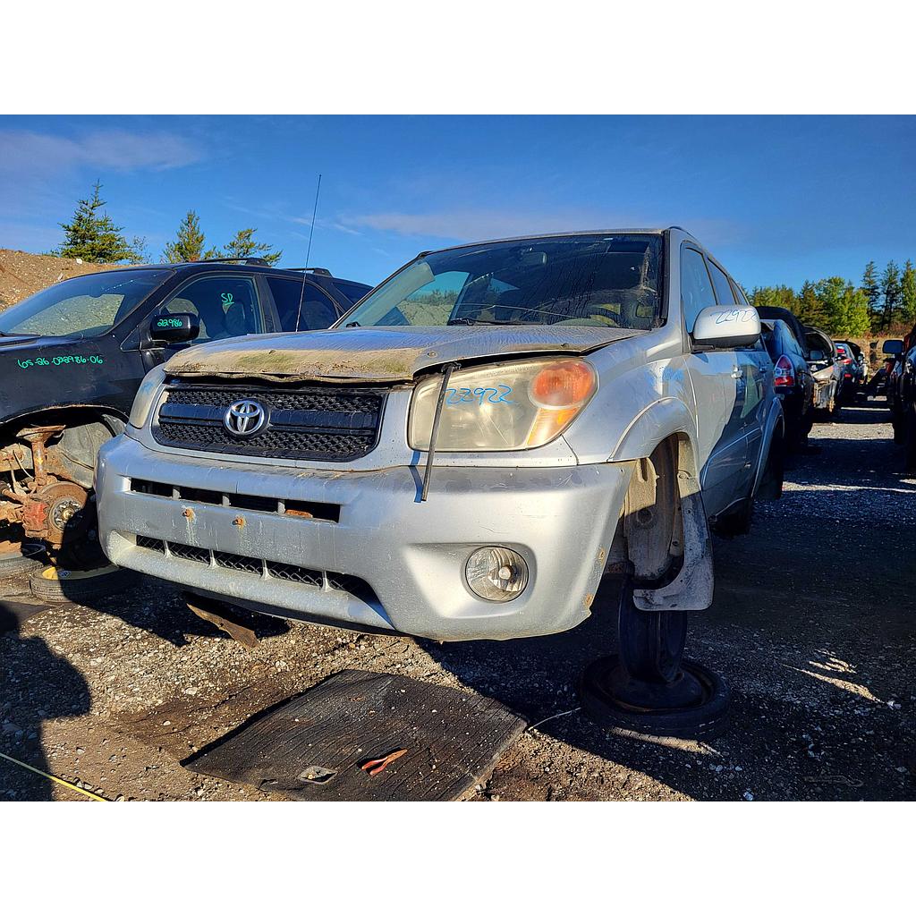 TOYOTA RAV4 2004