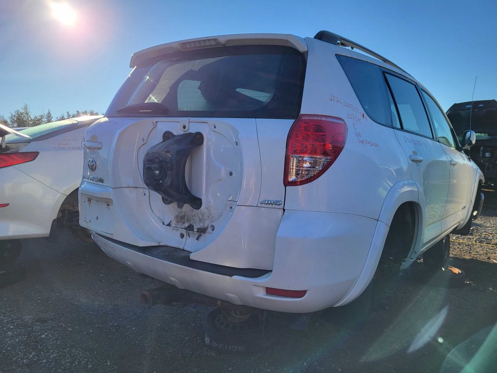 TOYOTA RAV4 2006