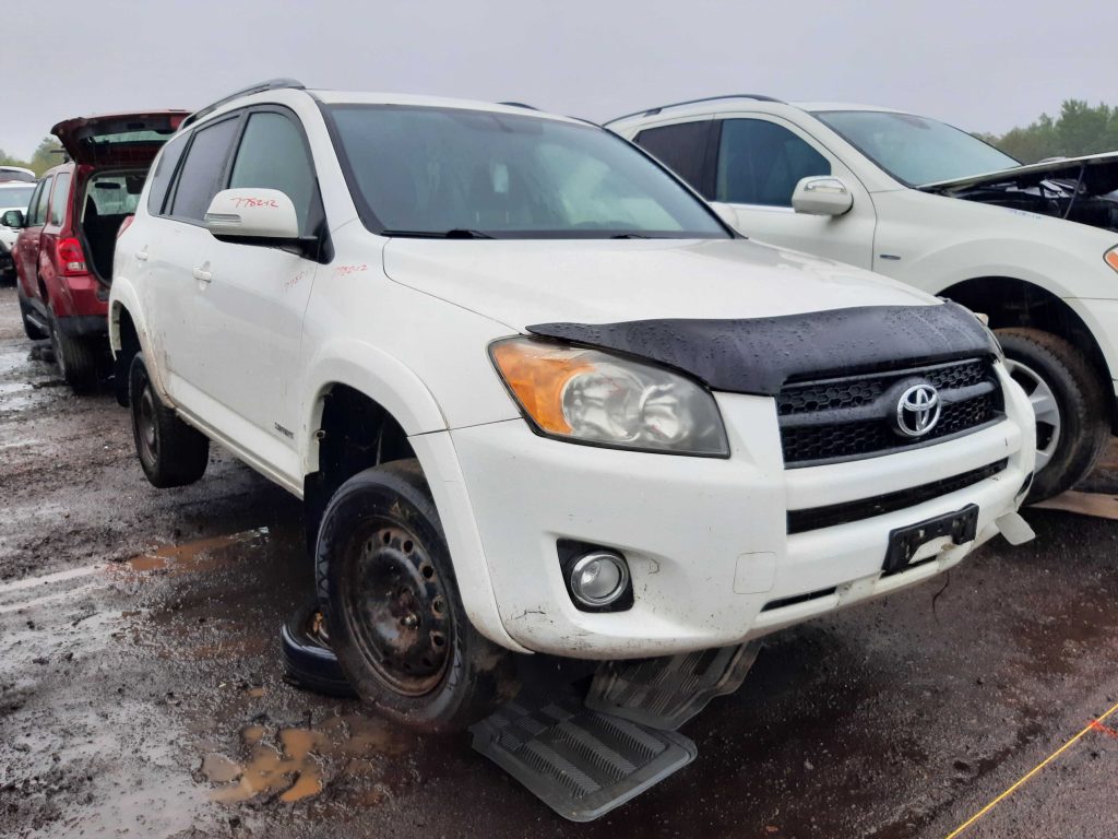 TOYOTA RAV4 2012