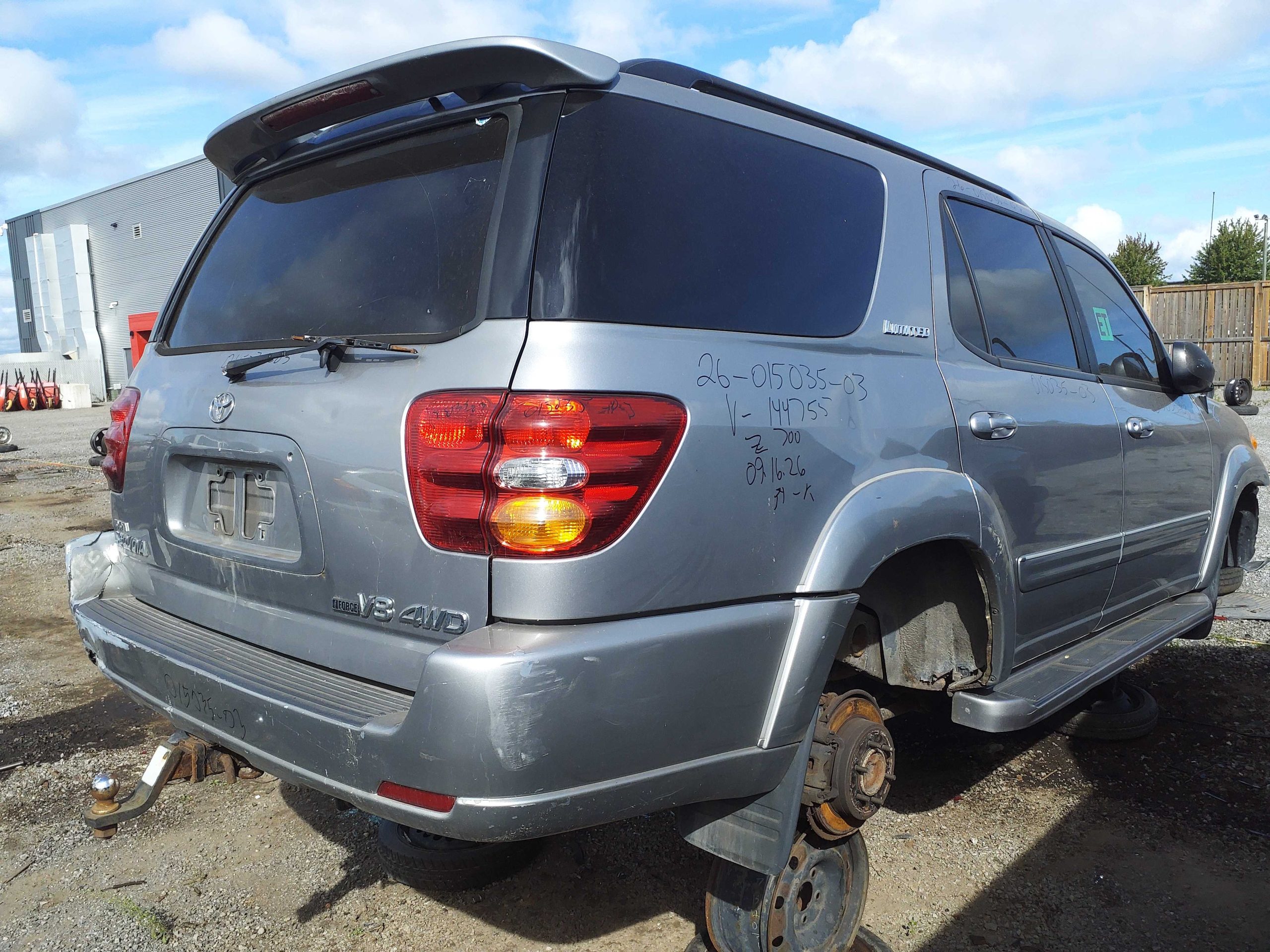 TOYOTA SEQUOIA 2003