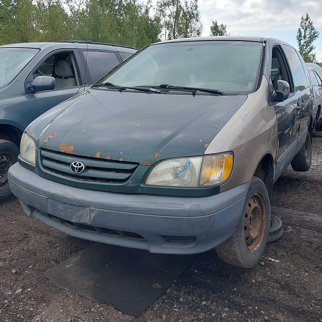 TOYOTA SIENNA 2001