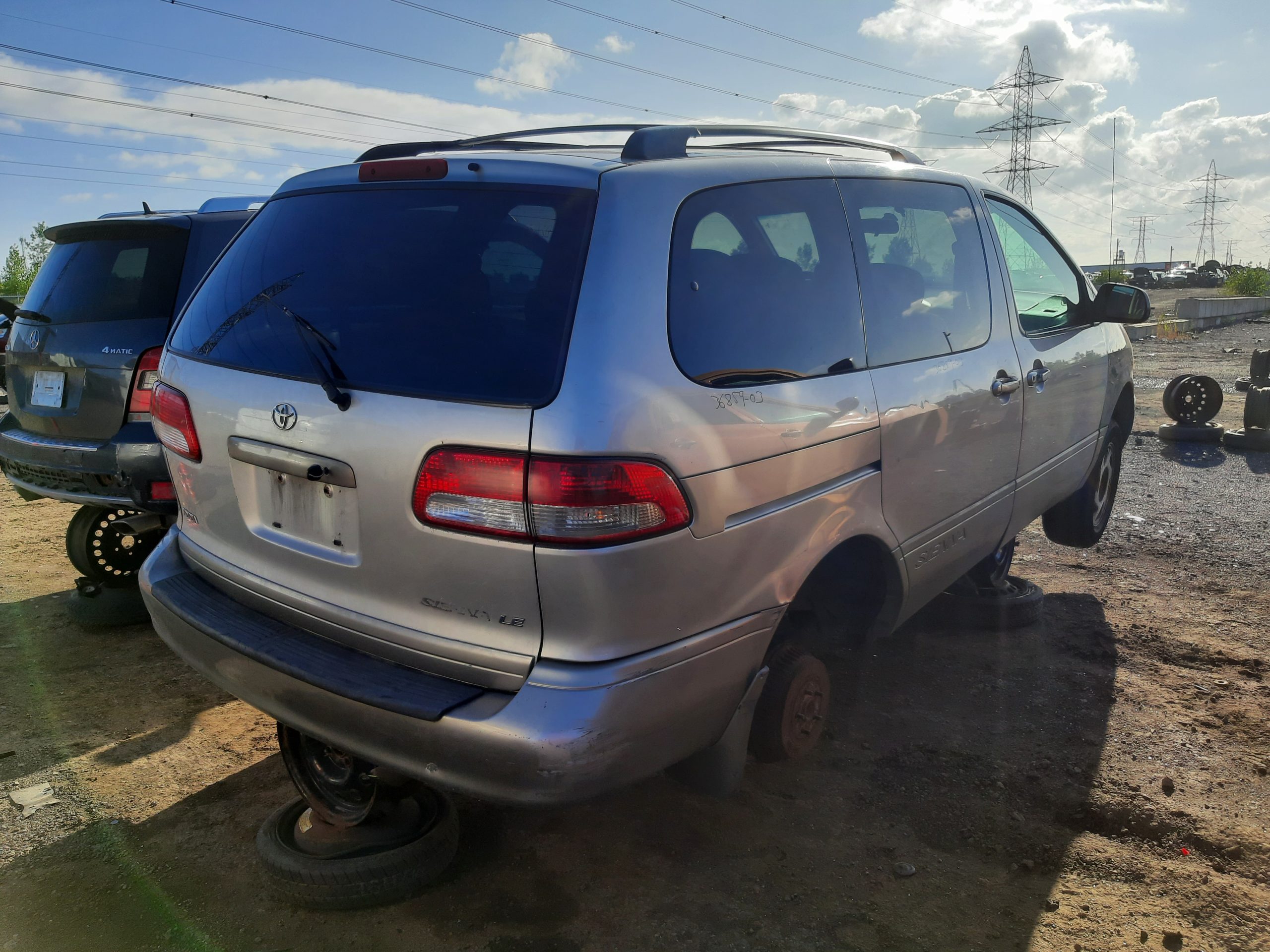 TOYOTA SIENNA 2003