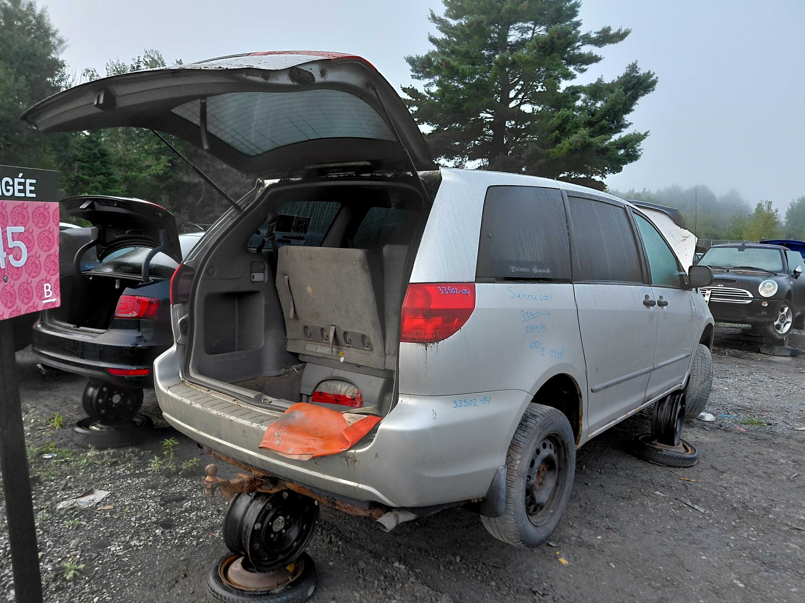 TOYOTA SIENNA 2004