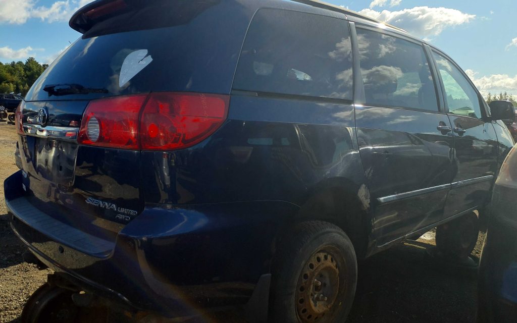 TOYOTA SIENNA 2006