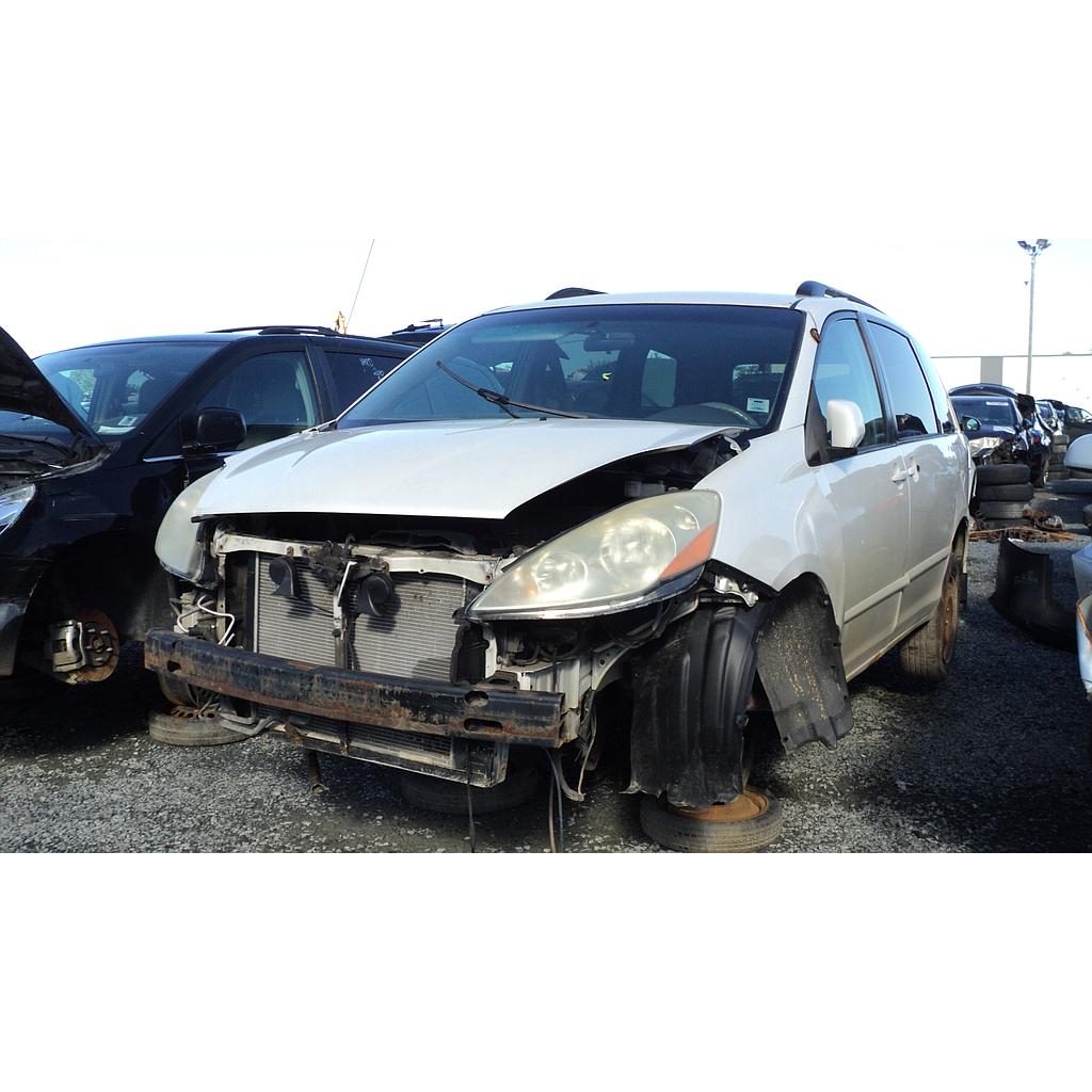 TOYOTA SIENNA 2007