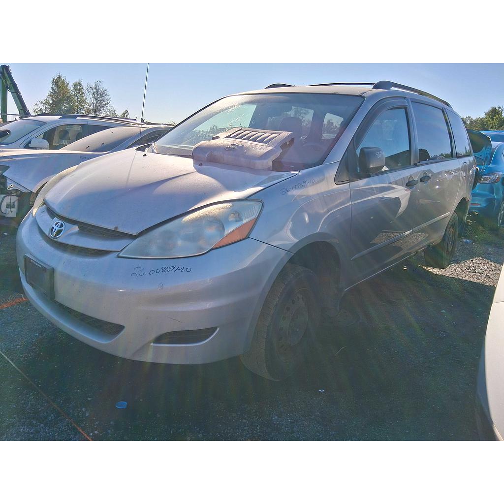 TOYOTA SIENNA 2010