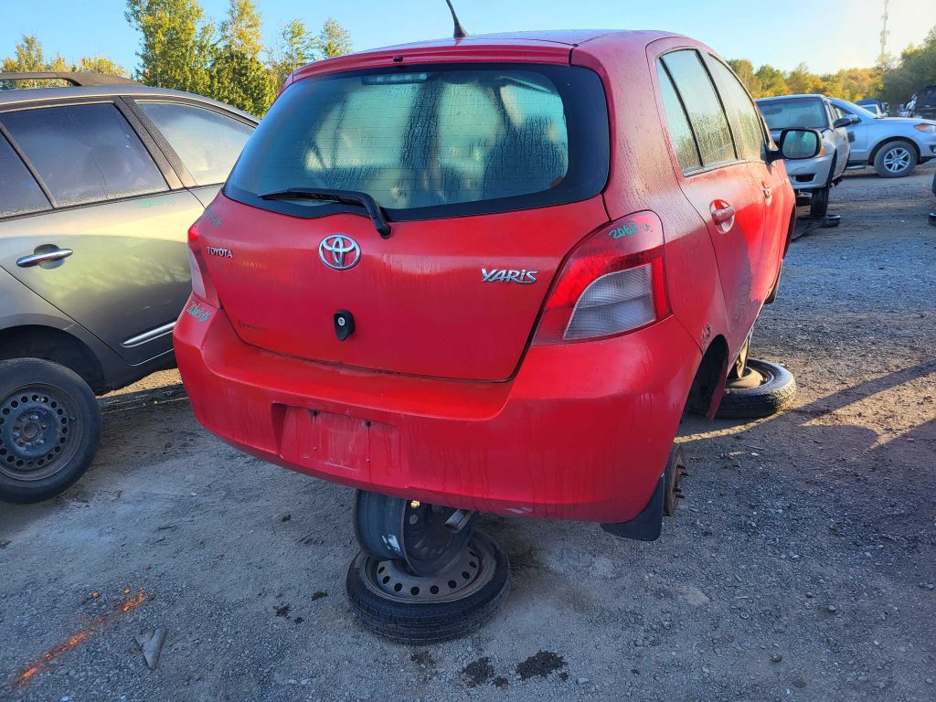 TOYOTA YARIS 2006