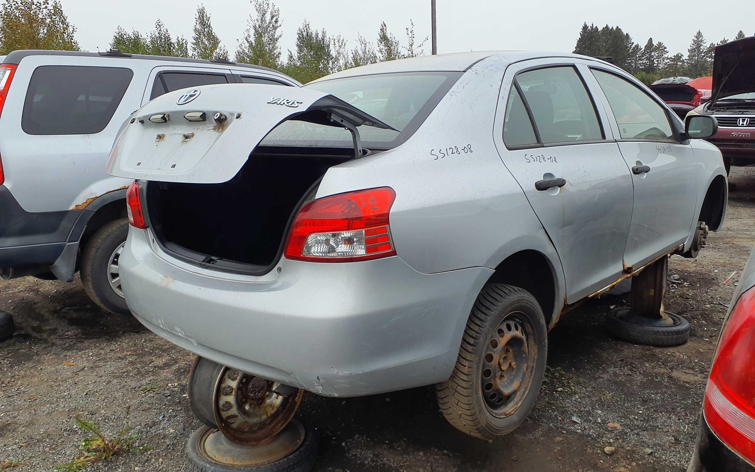 TOYOTA YARIS 2008