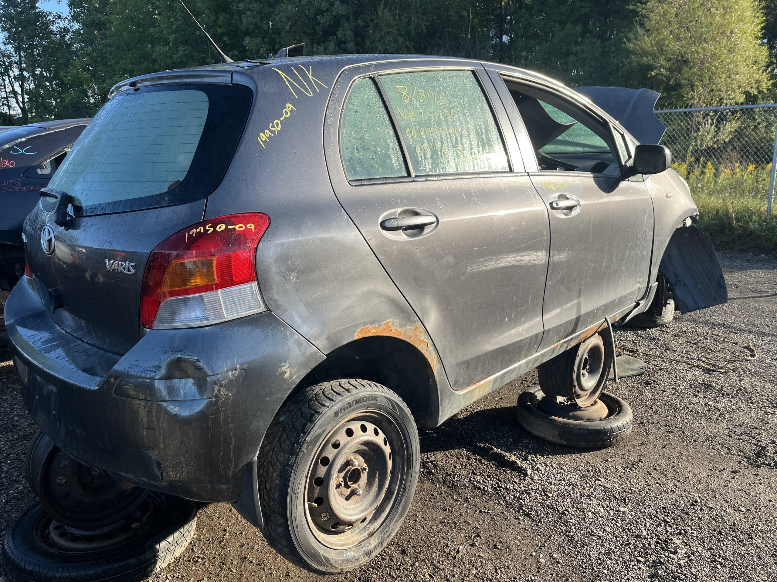 TOYOTA YARIS 2009