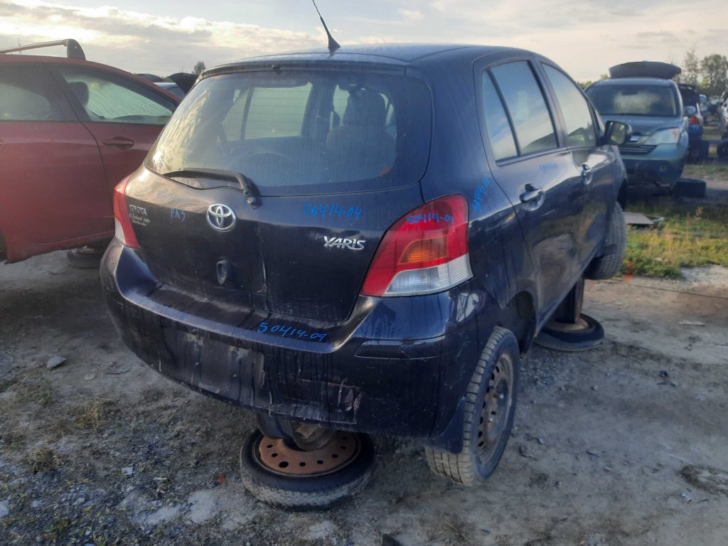 TOYOTA YARIS 2009