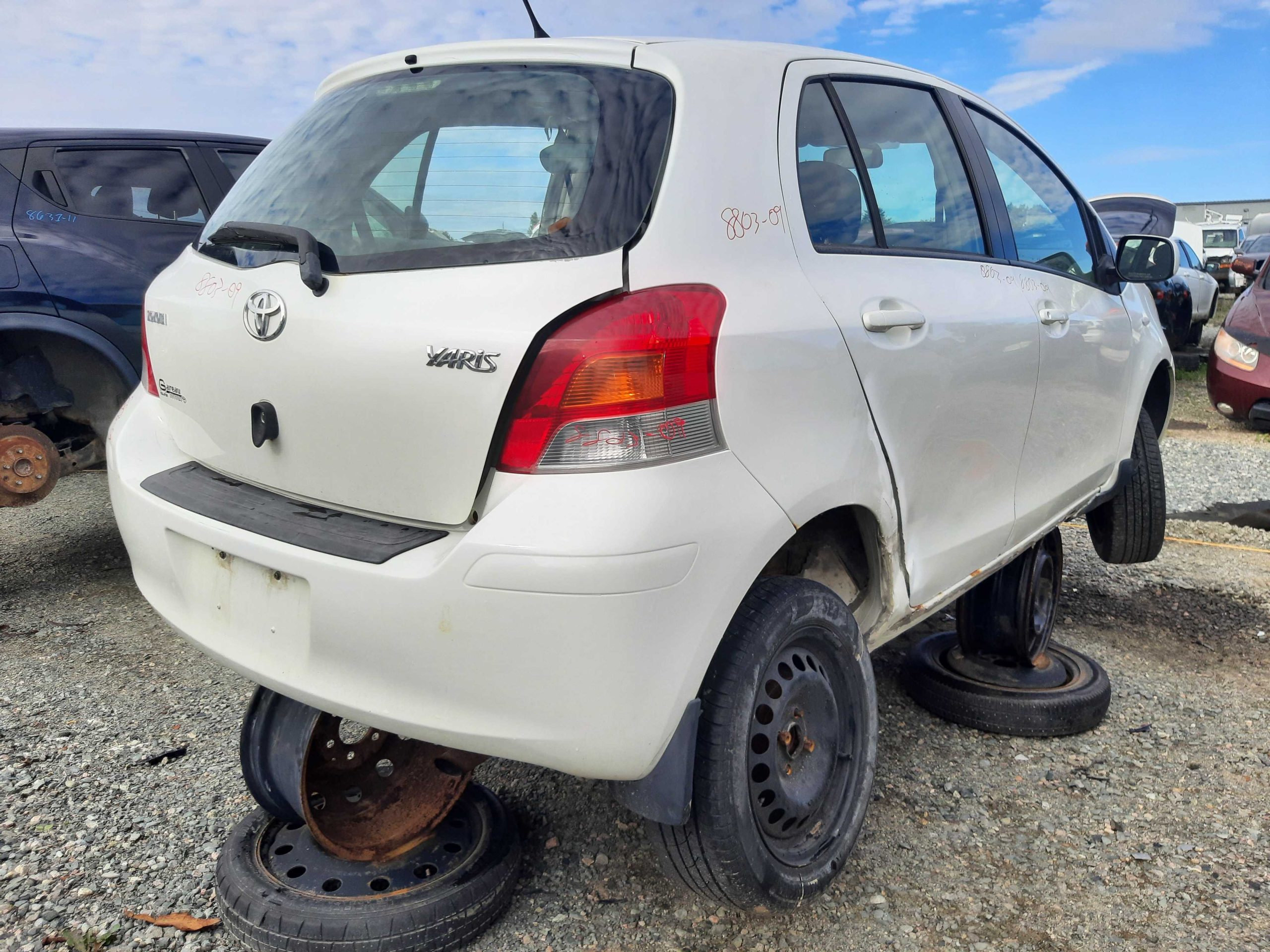 TOYOTA YARIS 2009