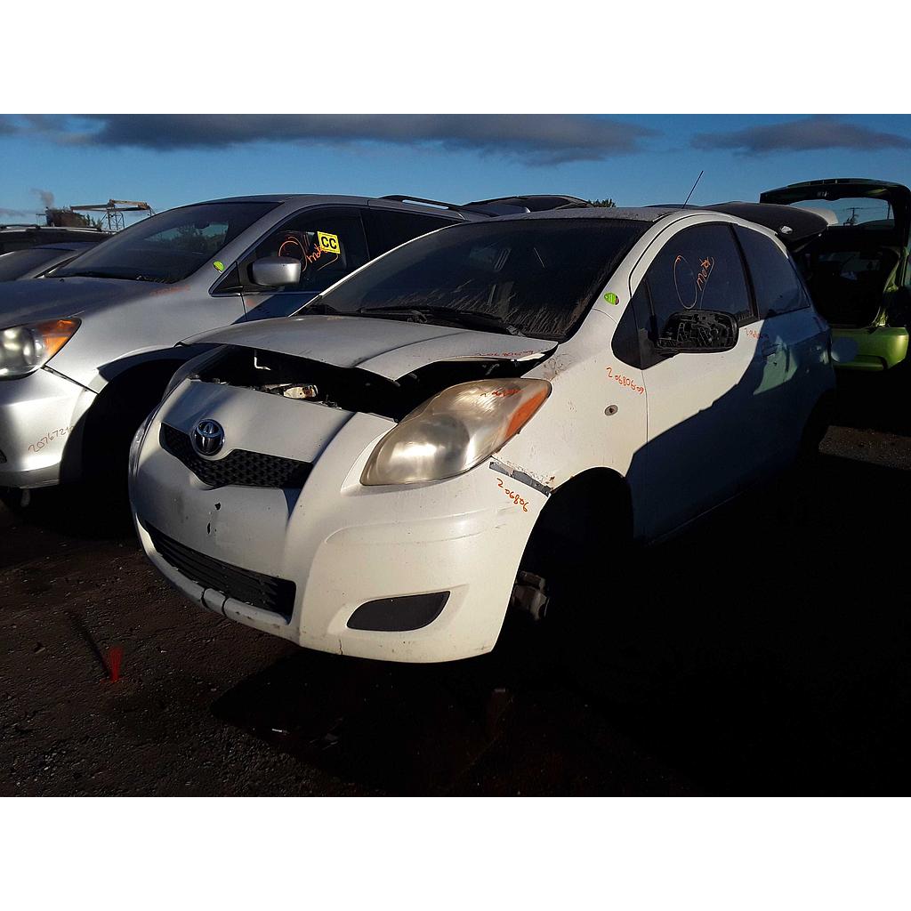 TOYOTA YARIS 2009