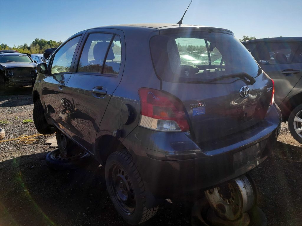 TOYOTA YARIS 2009