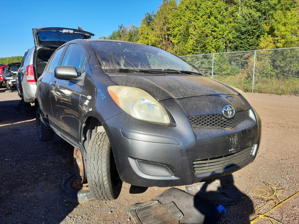 TOYOTA YARIS 2009