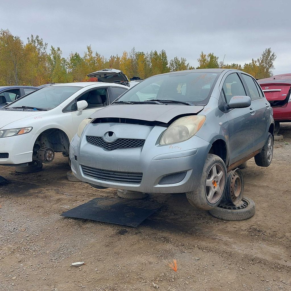 TOYOTA YARIS 2009