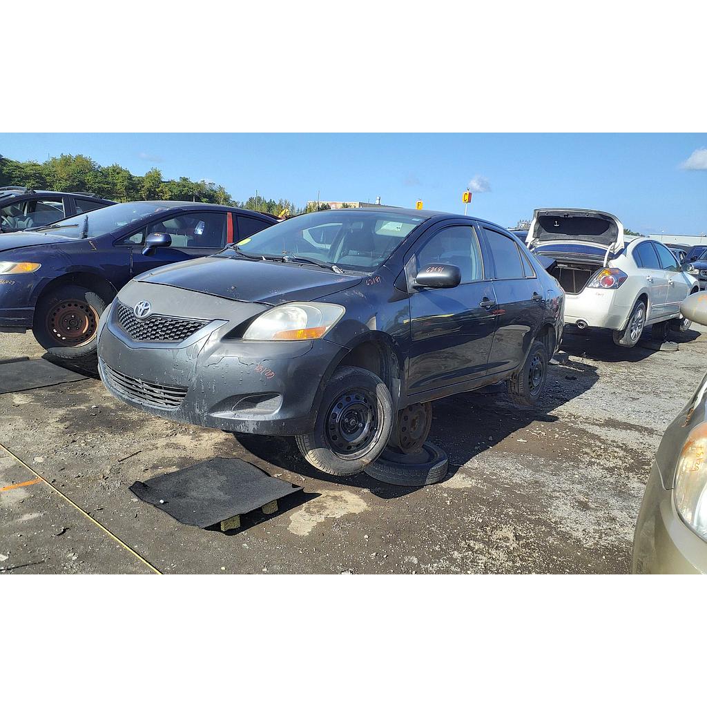 TOYOTA YARIS 2010