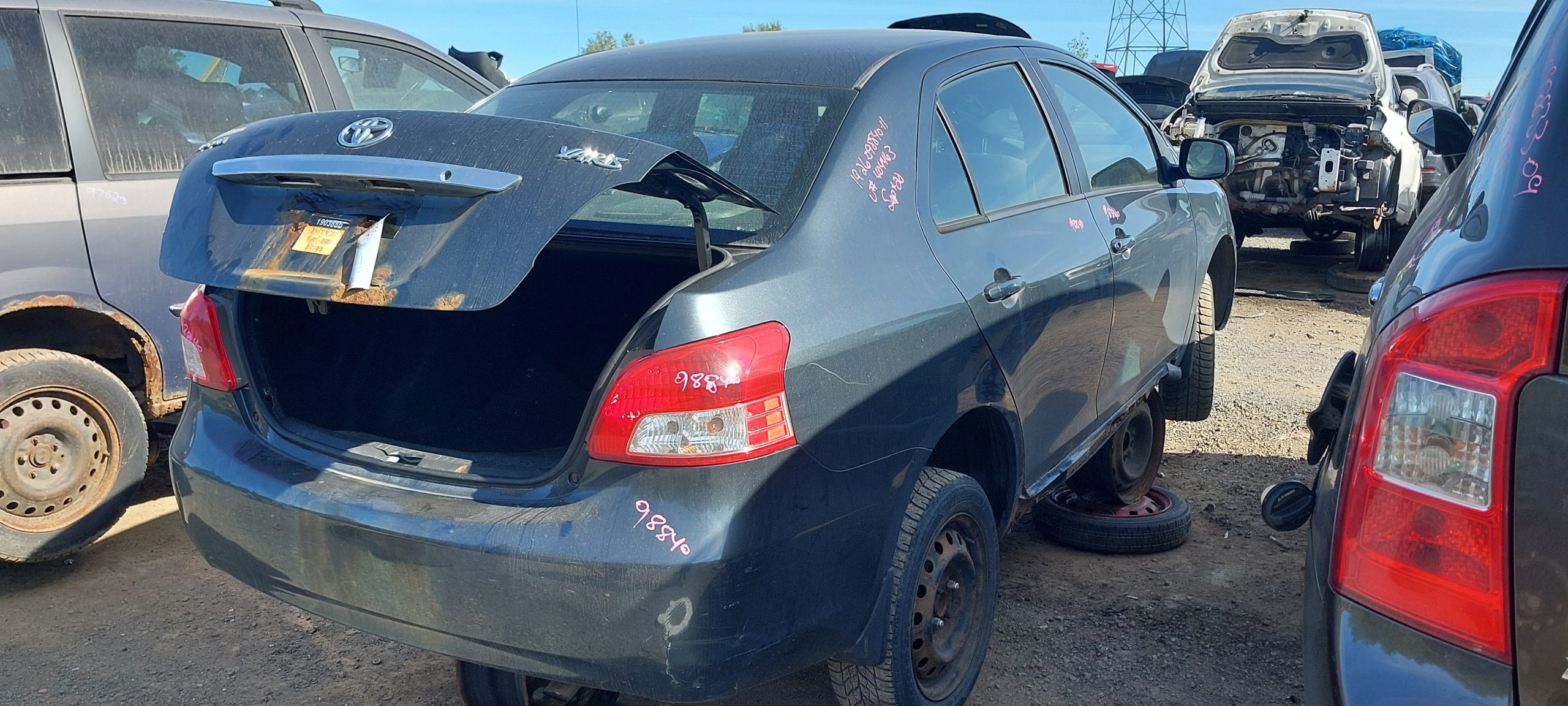 TOYOTA YARIS 2011