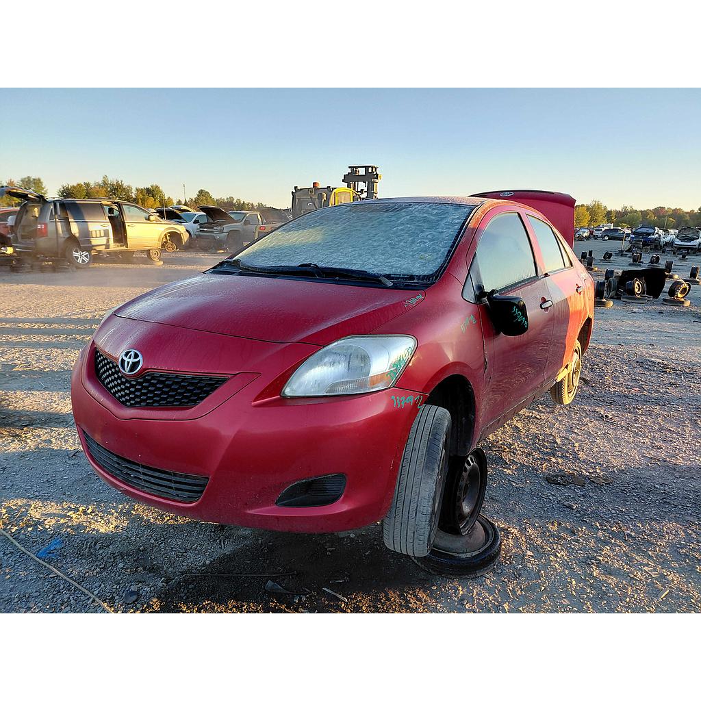 TOYOTA YARIS 2012