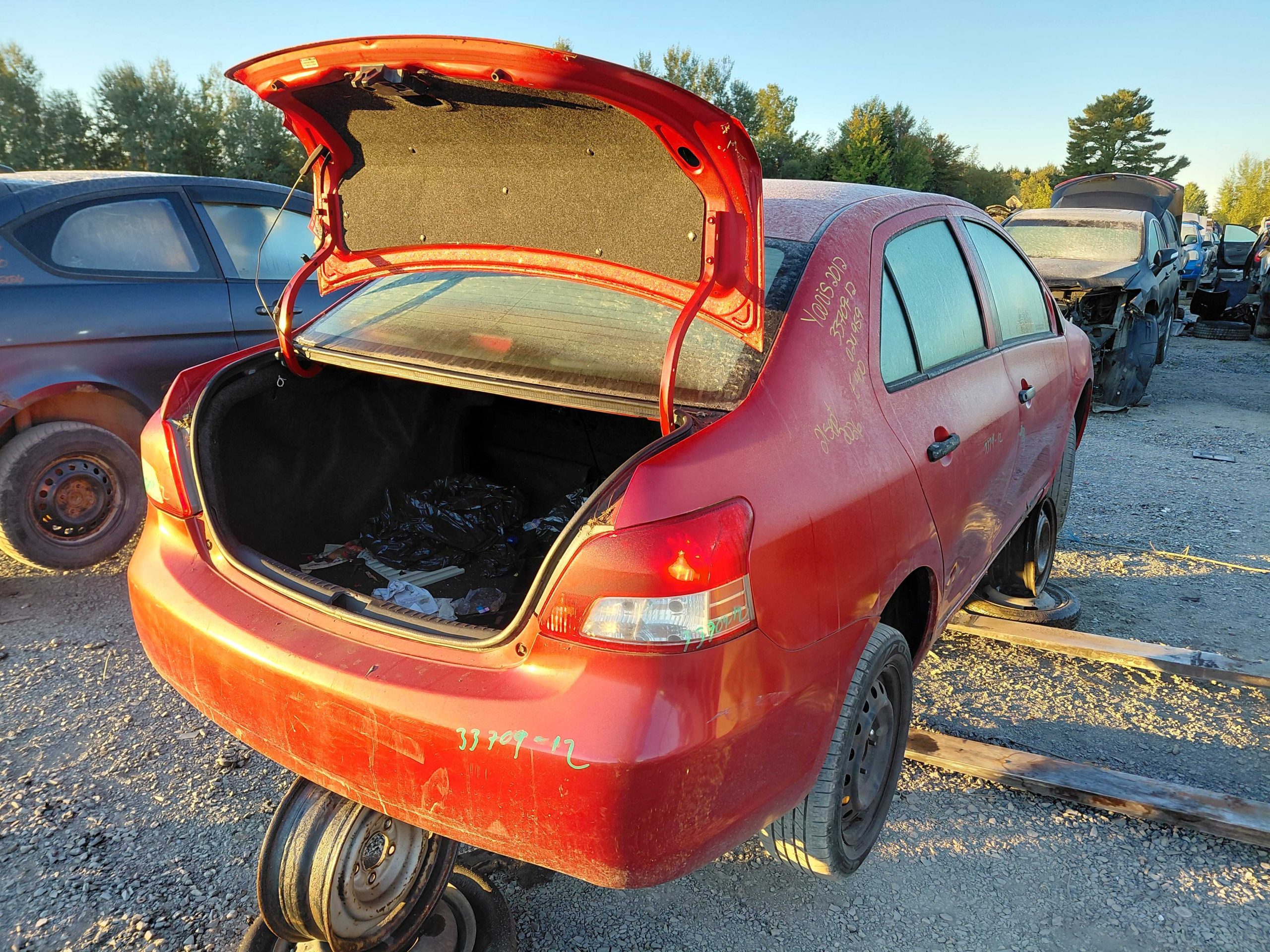 TOYOTA YARIS 2012