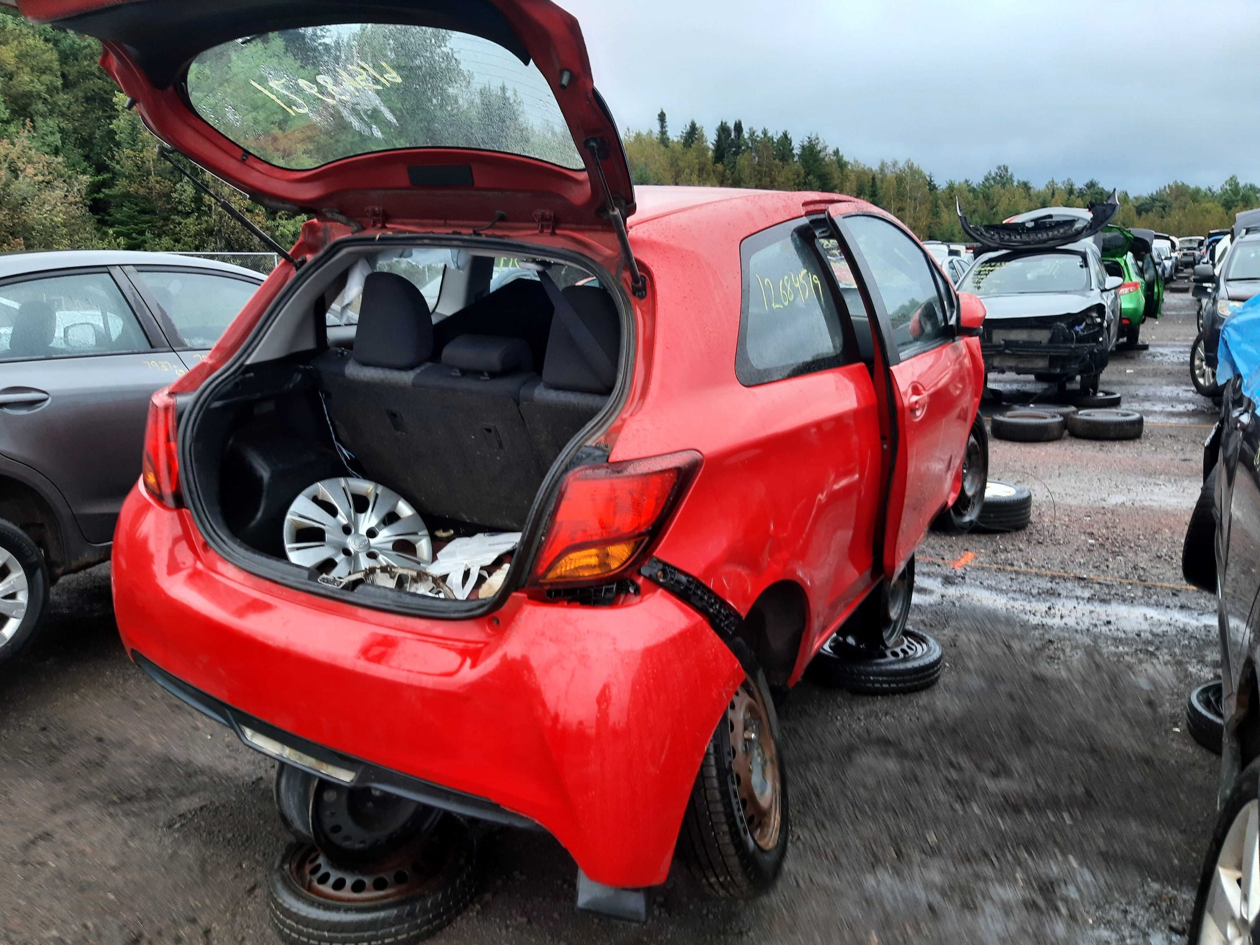 TOYOTA YARIS 2016