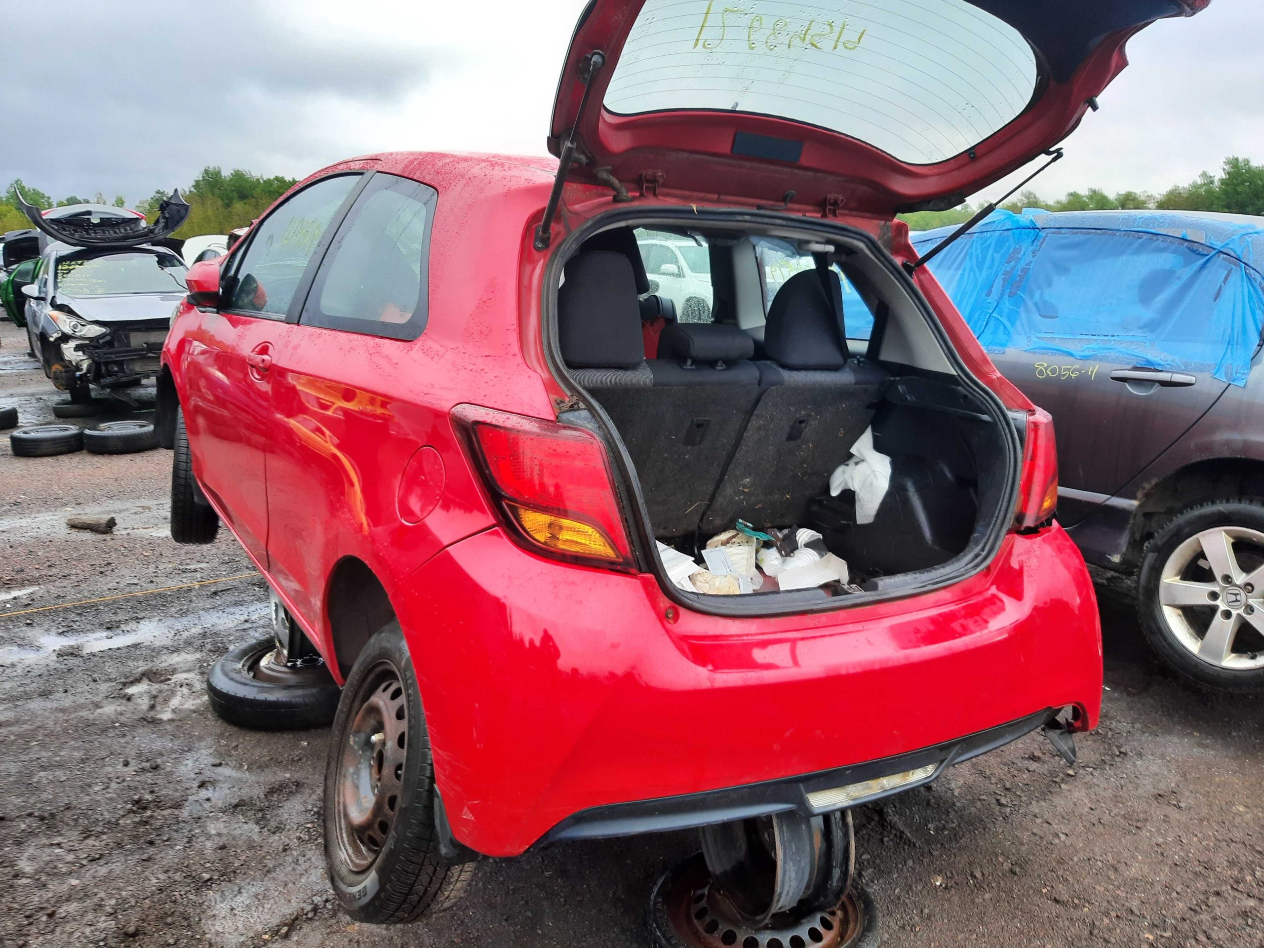 TOYOTA YARIS 2016
