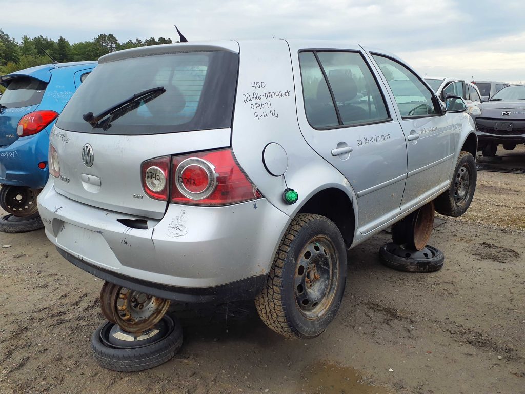 VOLKSWAGEN GOLF 2008