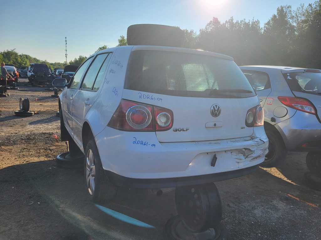 VOLKSWAGEN GOLF 2009