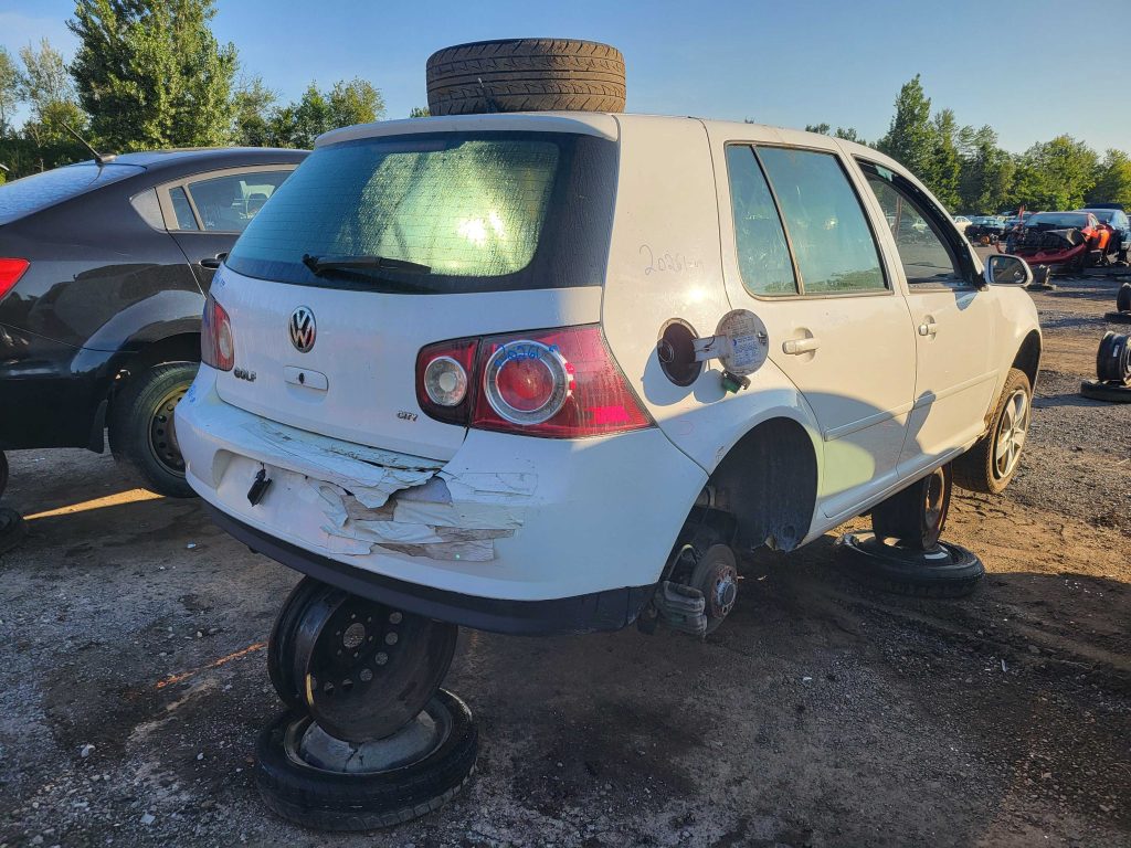 VOLKSWAGEN GOLF 2009