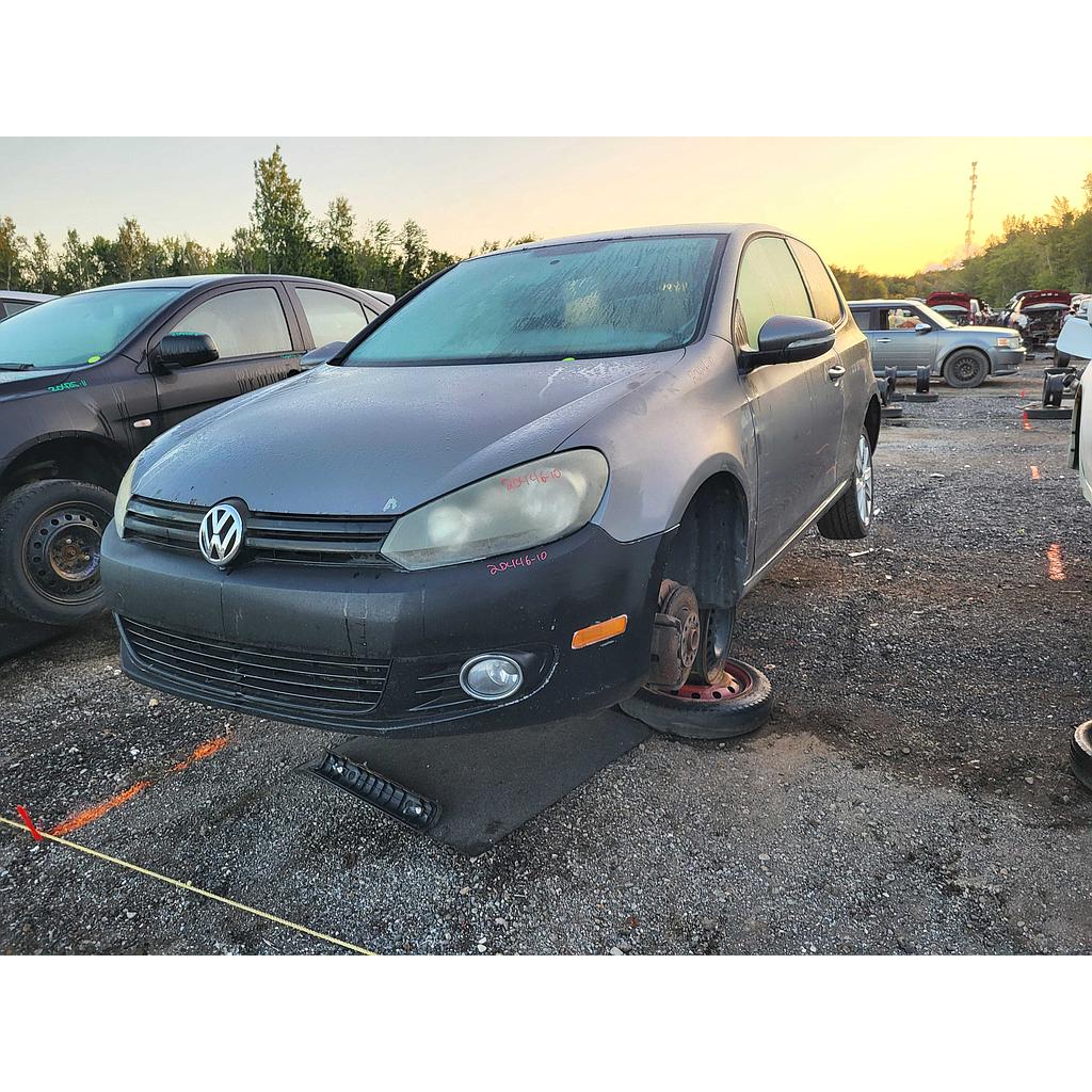VOLKSWAGEN GOLF 2010