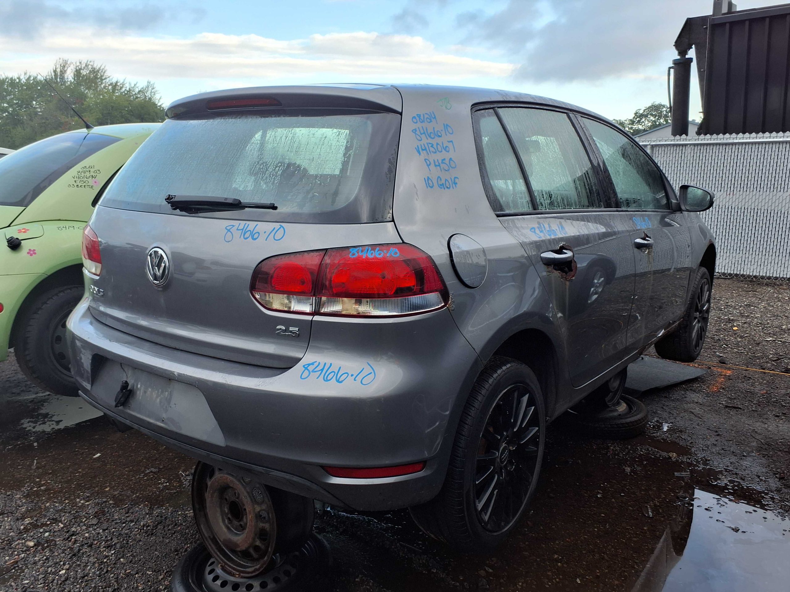 VOLKSWAGEN GOLF 2010