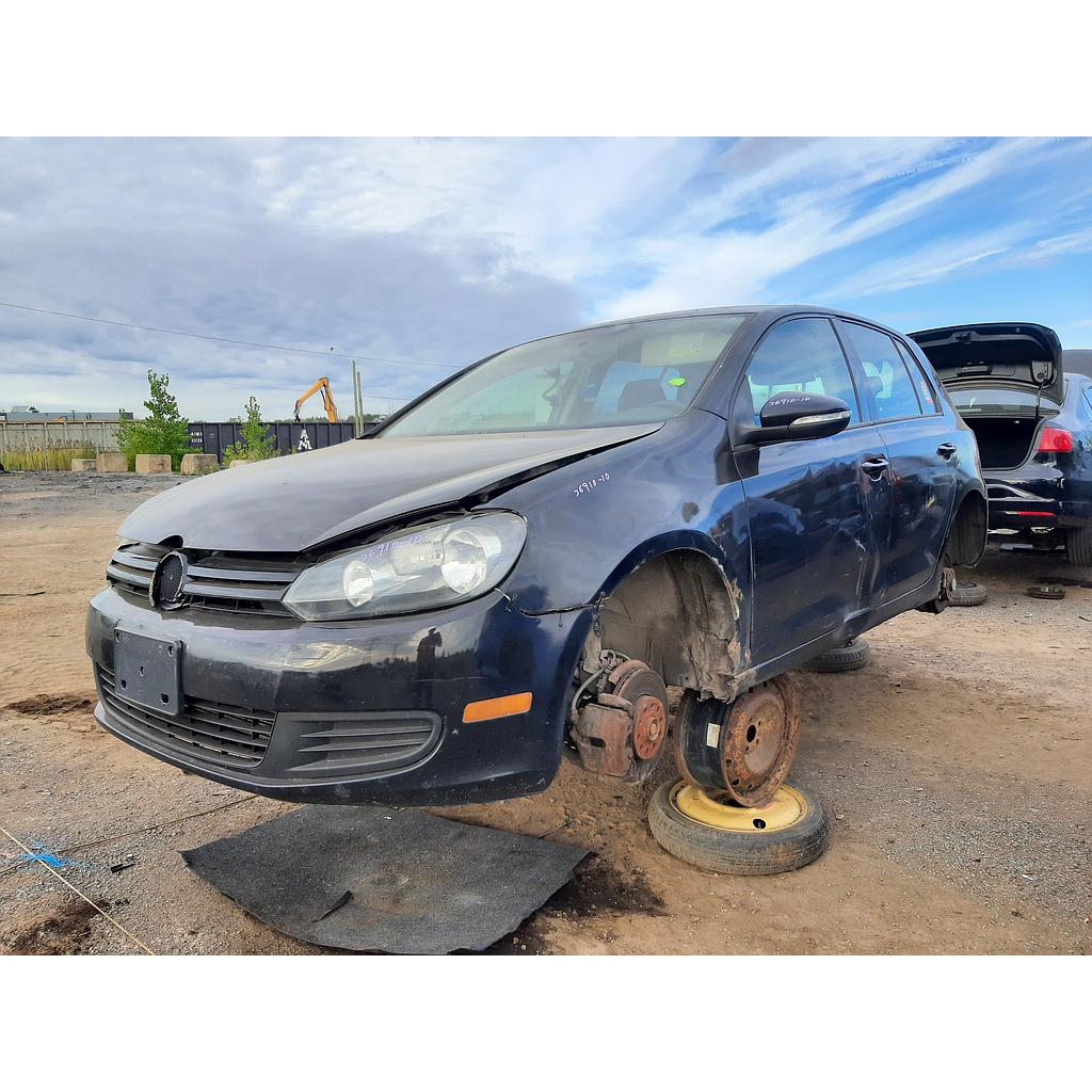 VOLKSWAGEN GOLF 2010
