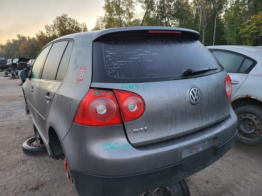VOLKSWAGEN GTI 2009