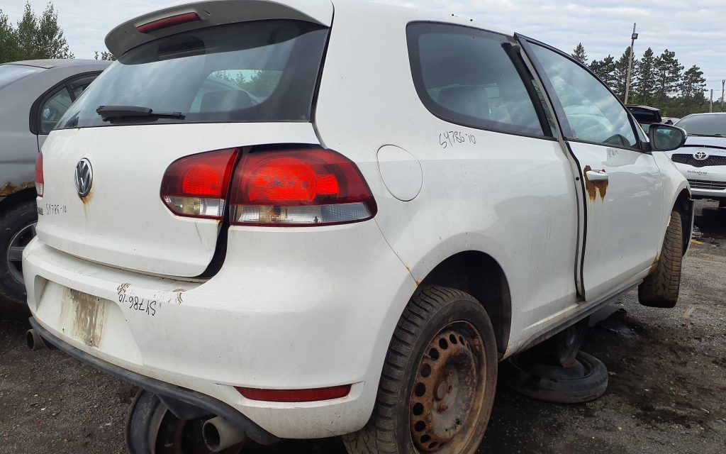 VOLKSWAGEN GTI 2010
