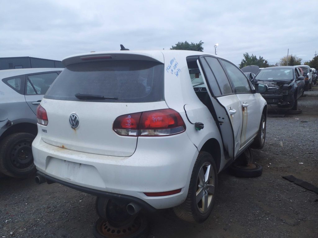 VOLKSWAGEN GTI 2011