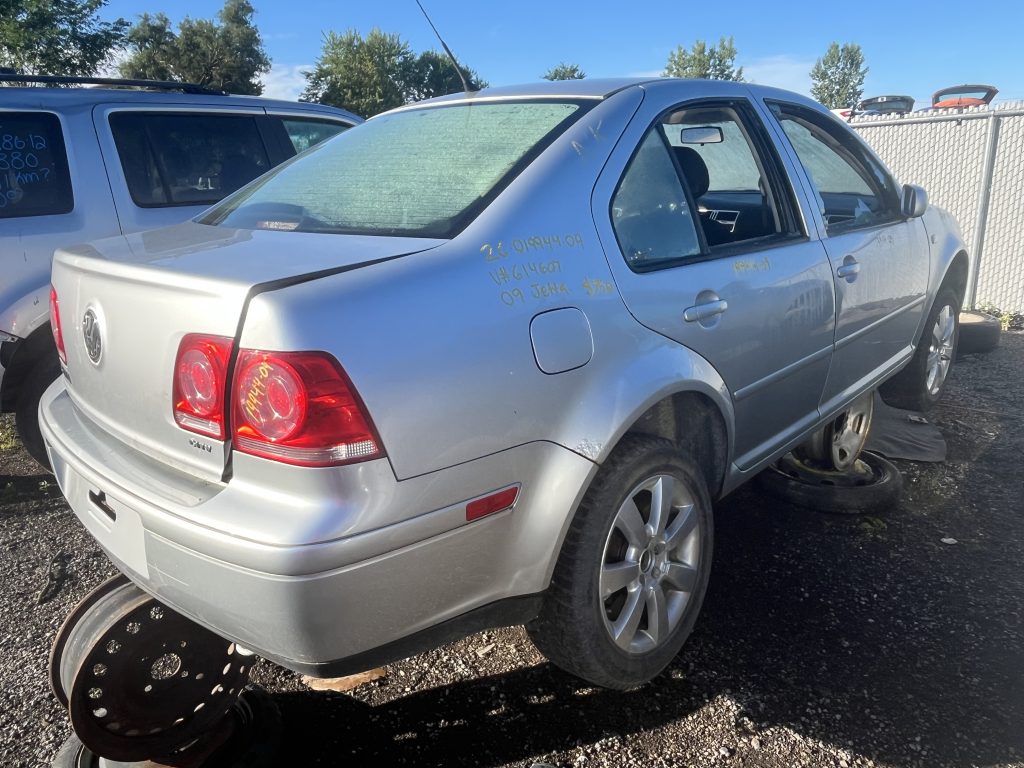 VOLKSWAGEN JETTA 2009