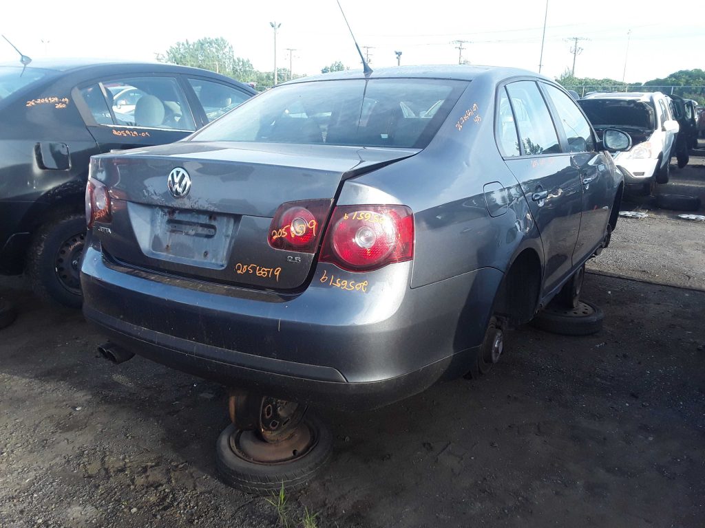 VOLKSWAGEN JETTA 2009